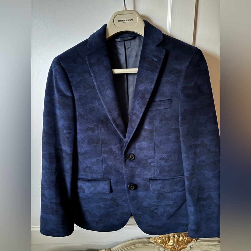 Ralph Lauren boys Blue Camouflage Blazer with pocket square.